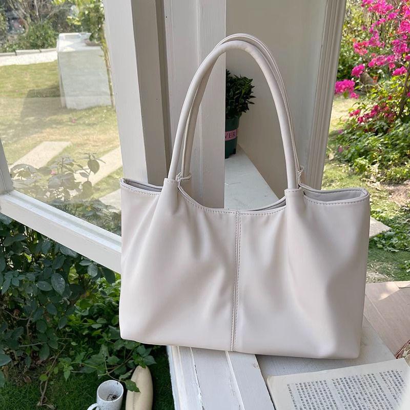 

Korean Style Versatile Women s Commuter Bag, Large Capacity Shoulder Bag, Lightweight Fashionable and Simple Underarm Bag one size білий