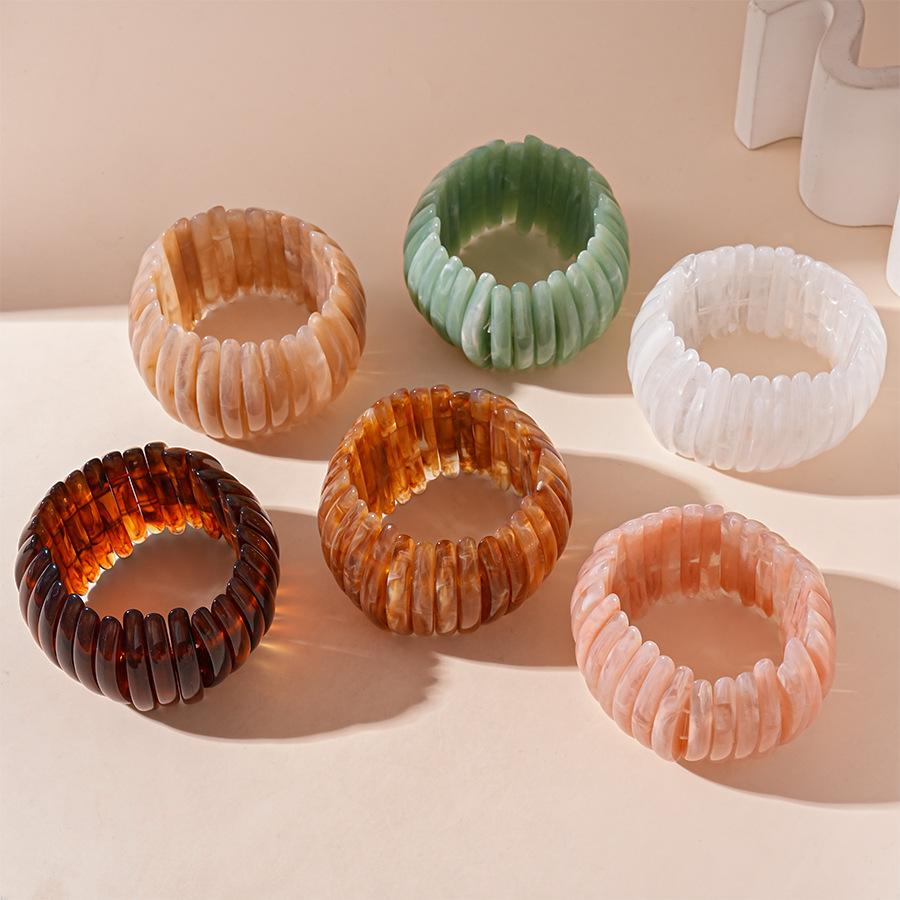 Vintage Resin Elastic Smudging Wide Bangles Fashion Exaggerated Geometric Acrylic Bracelet Bangles For Women Men Jewelry