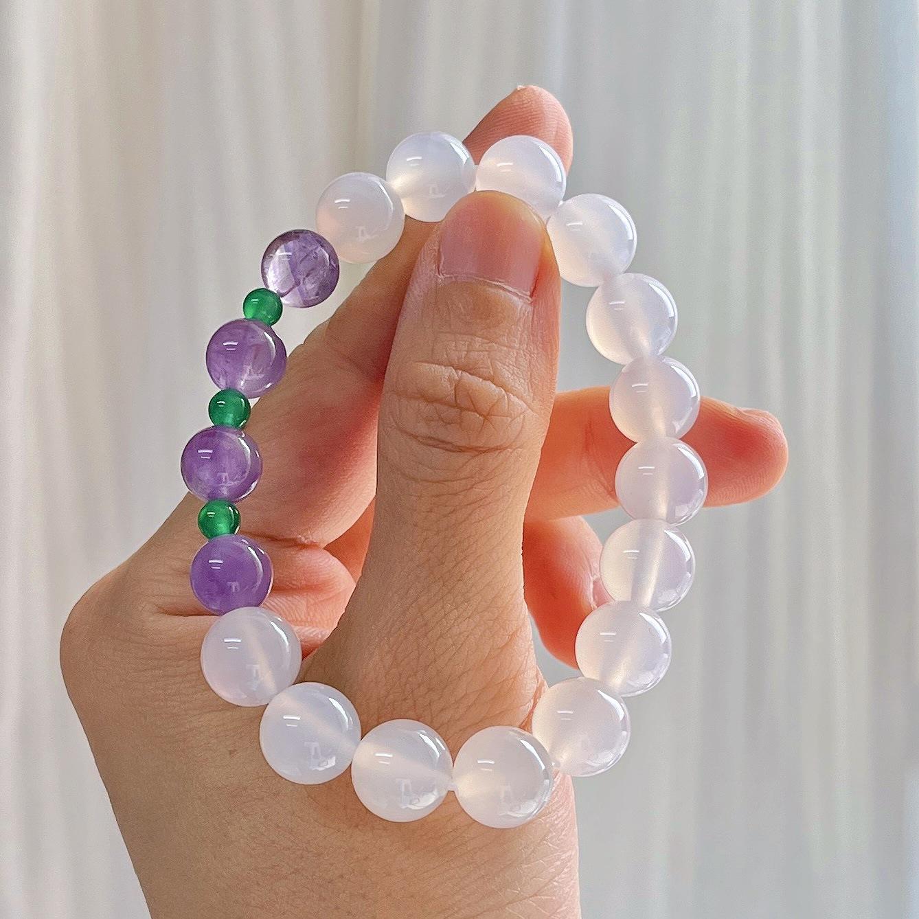 10Mm Natural White Chalcedony Amethyst Design Bracelet Bracelet