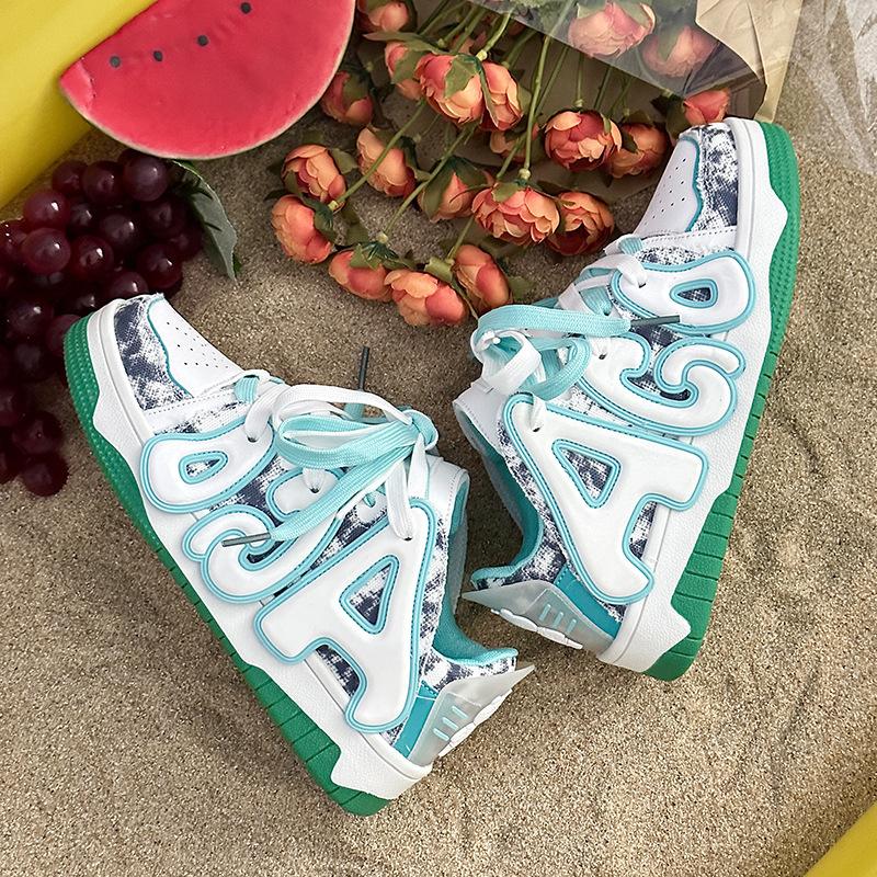 Design High Street Men's and Women's Bread Shoes Thick Soled Men's Shoes Casual Shoes Hip Hop Couples Skateboard Shoes