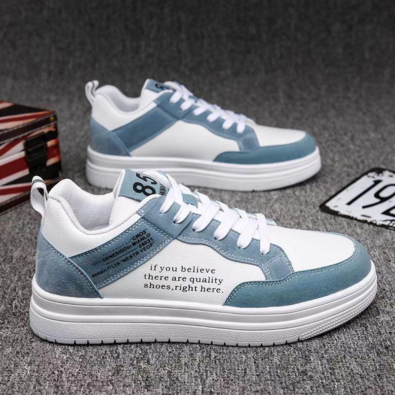 2024 Versatile Men's Black & White Soft Sole Skate Shoes - Breathable, Trendy Korean Style for Casual Wear, Hot Selling Among Students.