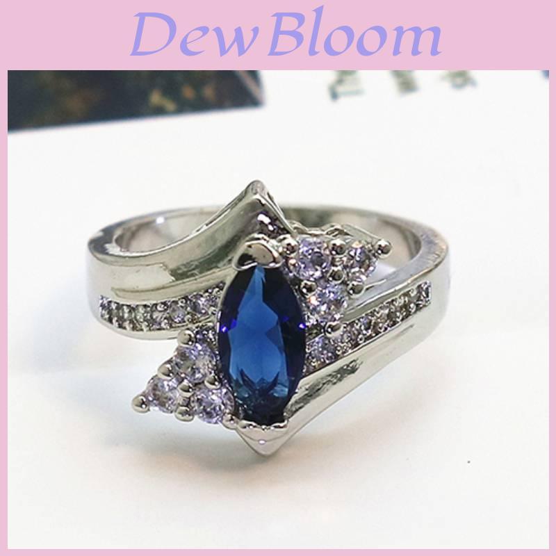 Stunning Blue Geometric Ring Crafted With Copper For Elegant Fashion Statement