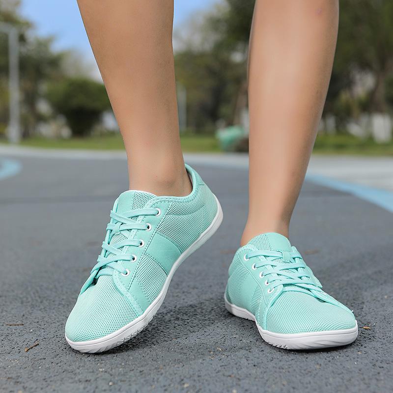 Breathable Knitted Women Casual Sports Shoes Men Wide Toe Cross-training Sneakers Elastic Gym Fitness Shoes