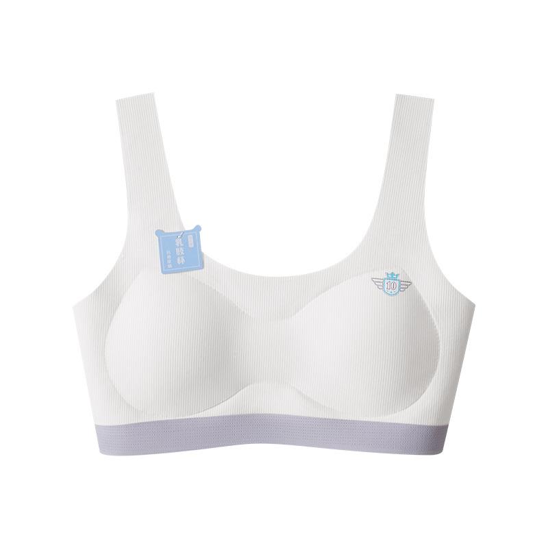Children's development period is small - year-old students, middle and high school students, adolescence, small vest, bra