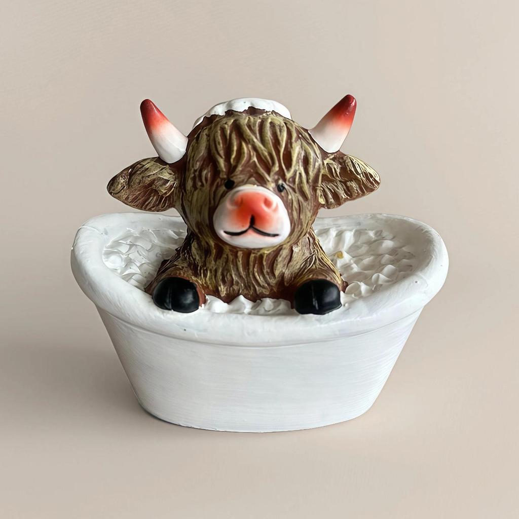 Highland Cow Resin Statue: Creative Festival Bathroom and Home Decoration Gift