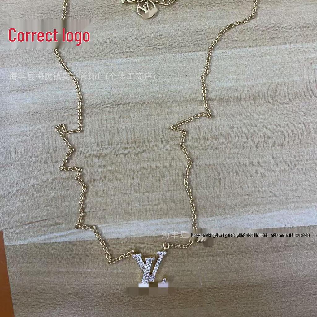 Luxury LV Initials Diamond V Necklace, 18K Gold-Plated Titanium Steel Clavicle Chain - Valentine's Day Gift.