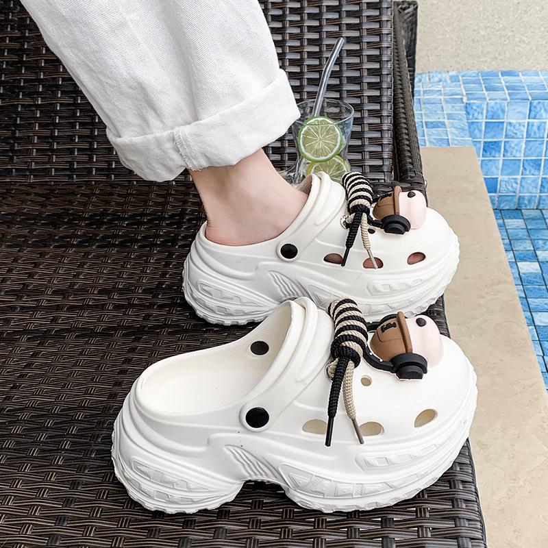 Cartoon Cute Personality Hole Shoes Women Wear In Summer Small Thick Soles Heightened Non-slip Light Comfortable Cool Slippers