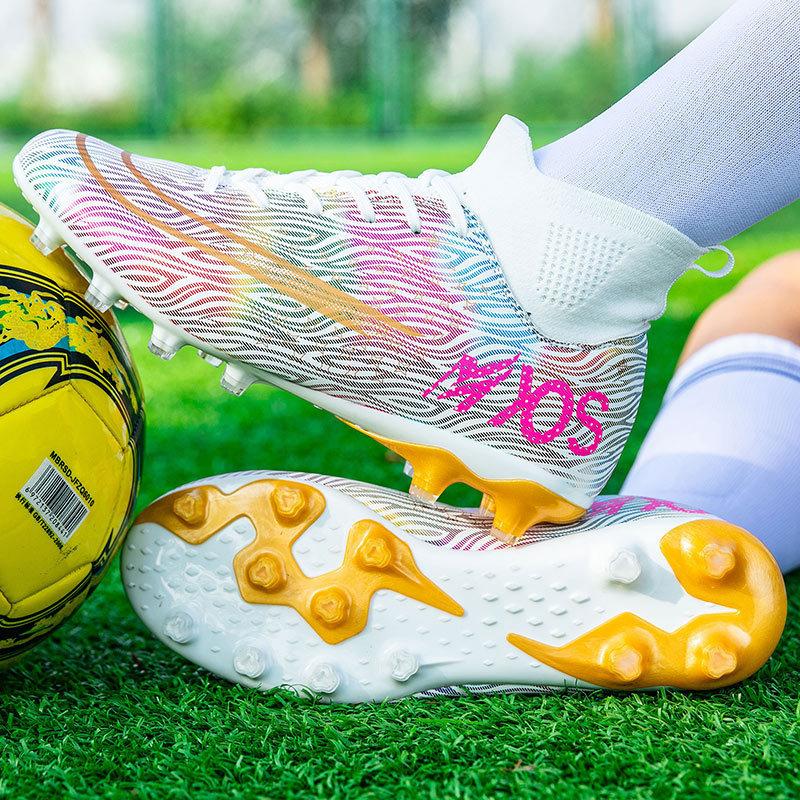 Tong Cheng high-top competition kicking grass nails football shoes men's actual combat sports shoes big broken training 2025