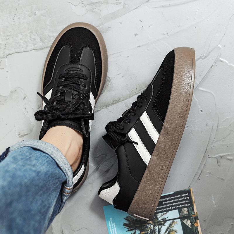 

Men s shoes 2024 new autumn versatile casual board shoes Internet celebrity explosion senior sense moral training sports white tide shoes men 44 чорний