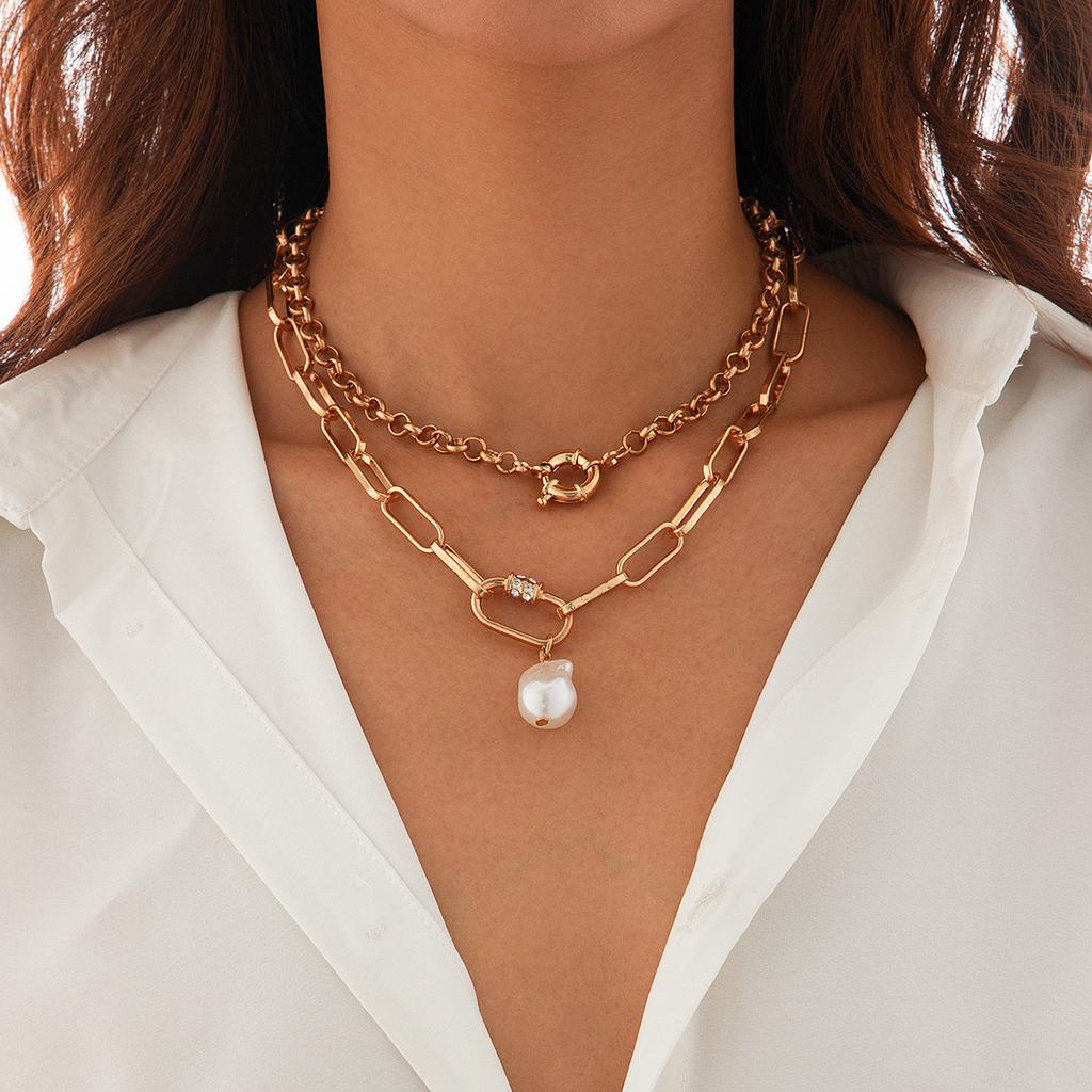 Simple Style Imitation Pearl Ot Buckle Necklace Women, Fashionable Metal Lock-Shaped Pendant Stacked Collarbone Chain