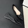 W828-68 Fairy Wind 2025 New Temperament Fashion Flat Shoes Women Internet Celebrity Celebrity Patent Leather Shoes Women