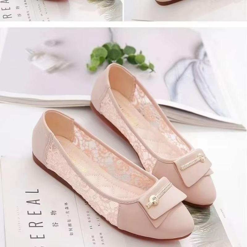 Hollow Breathable Mother Shoes 2025 Spring Summer New Shallow Mouth Fairy Wind Doudou Shoes Soft Sole Comfortable Women's Shoes