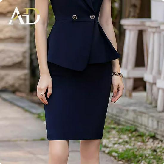 

Летний темно-синий костюмный комплект с коротким рукавом - Приталенный, для собеседования в колледже S