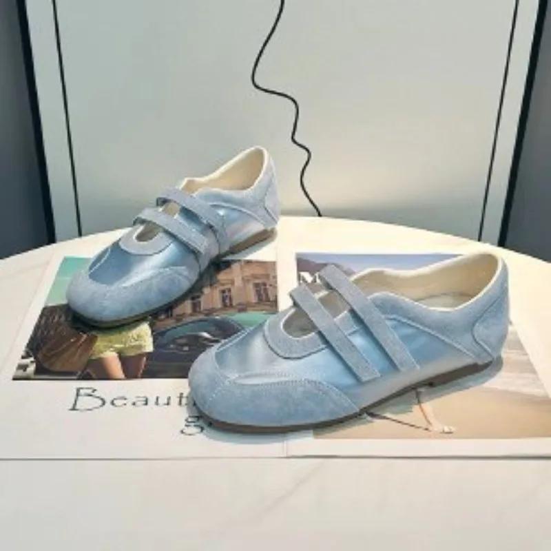 Fashion 2025 New Hot Sale Hollow Women's Vulcanize Shoes Outdoor Walking Soft Bottom Sneakers Versatile Comfortable Ladies Casual Shoes