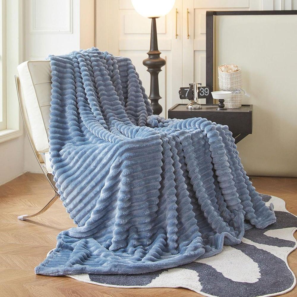 Skin-Friendly Warm Blanket Warm Conditioning Quilt New Throw Blanket