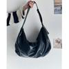 Autumn and winter new bags women's new products versatile shoulder messenger bag large capacity students commuting in class armpit tote bag