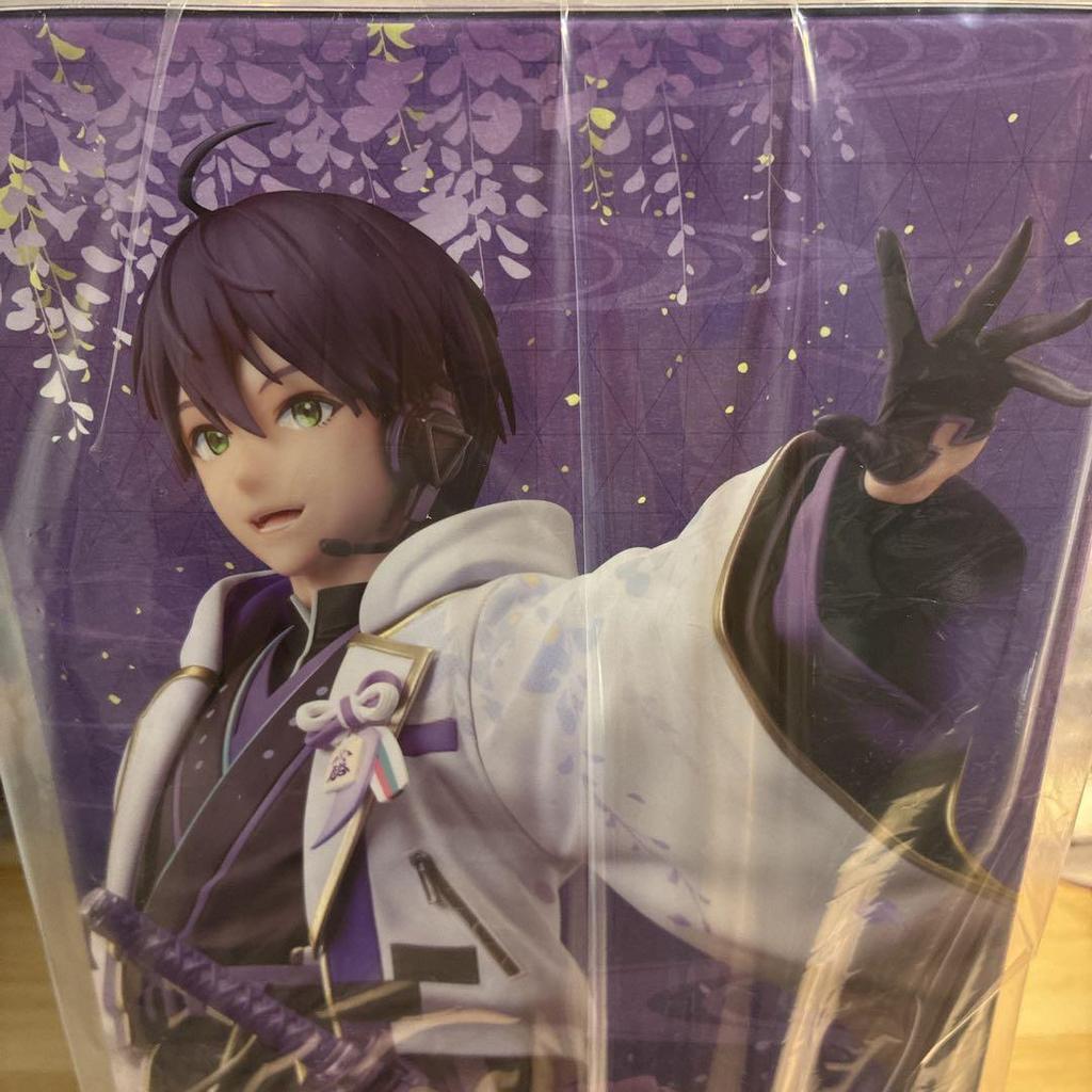 [USED] Nijisanji Touya Kenmochi 1/7 Scale Figure COCO Store Kenmochi