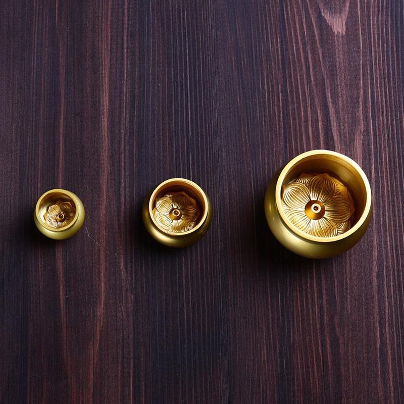 Pure Copper Gold Lotus Flower Incense Burner Mini Small Incense Stick Holder Aromatherapy Censer for Temple Teahouse Home Decor
