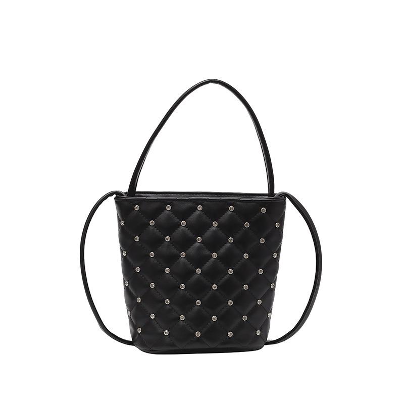 Hand carry diamond bucket bag, burger fashion high-end shoulder bag, summer new niche portable messenger bag