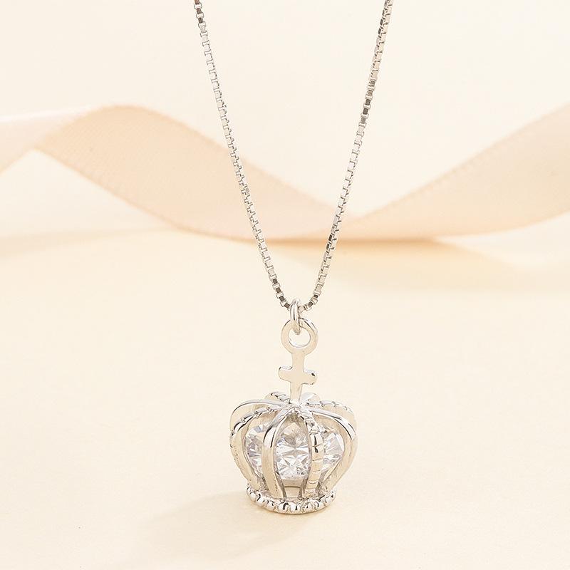 Krone Halskette für Damen Japanisch und Koreanisch Schlicht und Modisch Temperament Anhänger