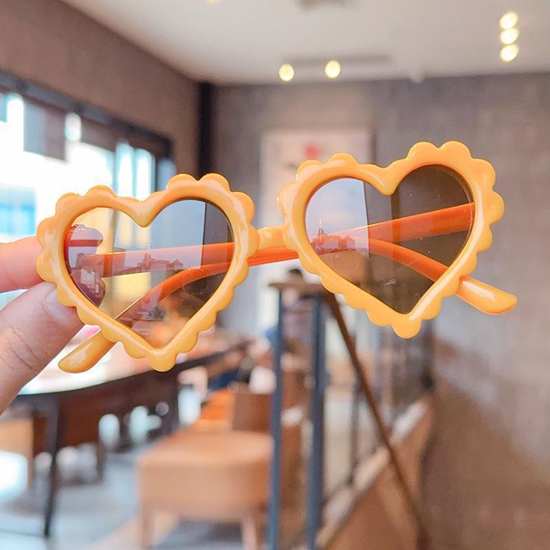 New Children Love Sunglasses Fashion Baby Sun Glasses Cute Girl Alien Peach Heart Decorative Glasses Uv400