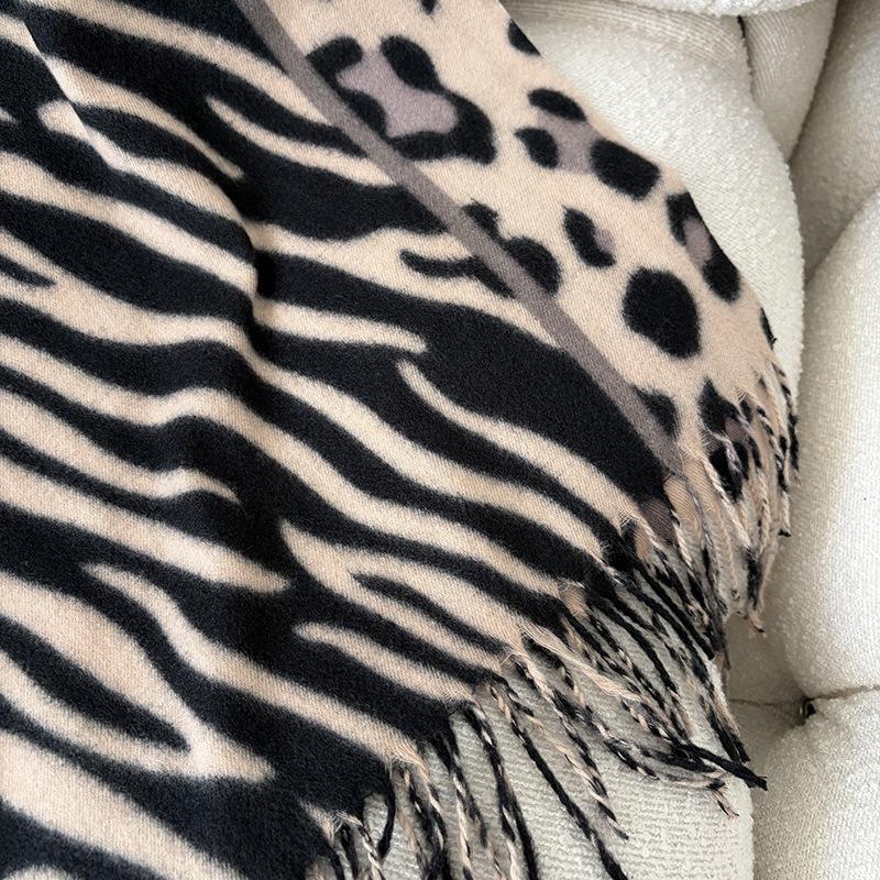 Scarf Female 1116 Autumn and Winter European and American Zebra Pattern Printing Tassel Imitation Cashmere Shawl Warm Scarf Wholesale