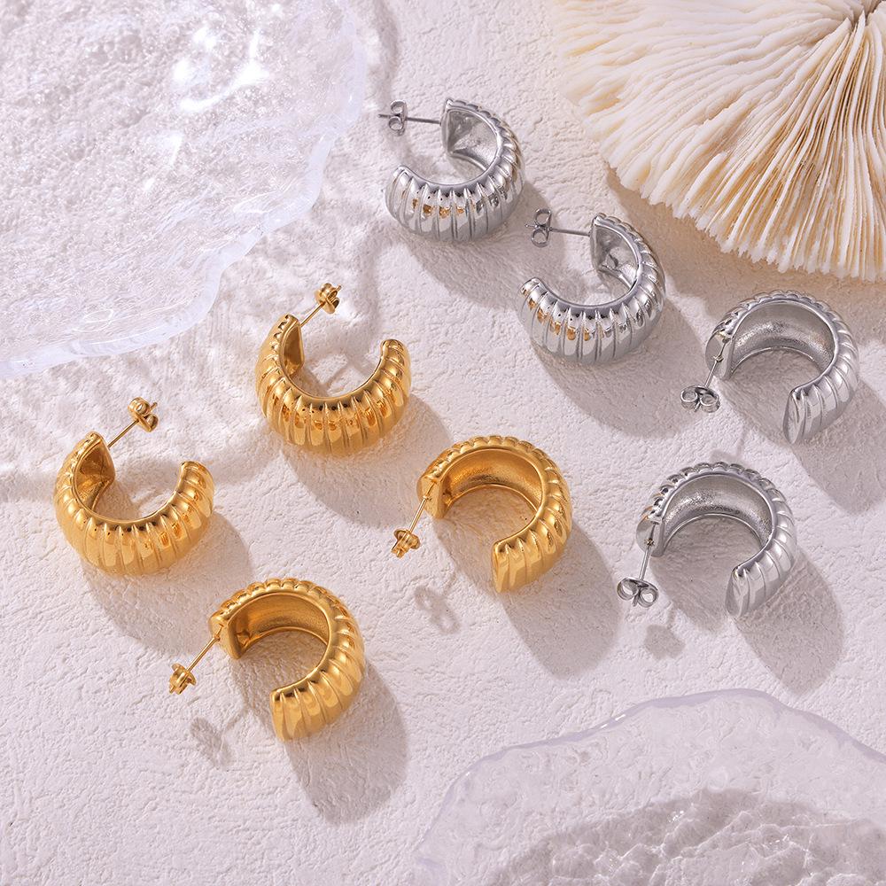 18K Gold-Plated Titanium Steel C-Shaped Stripe Earrings - Elegant, Lightweight, Non-Fading, Luxurious for Women