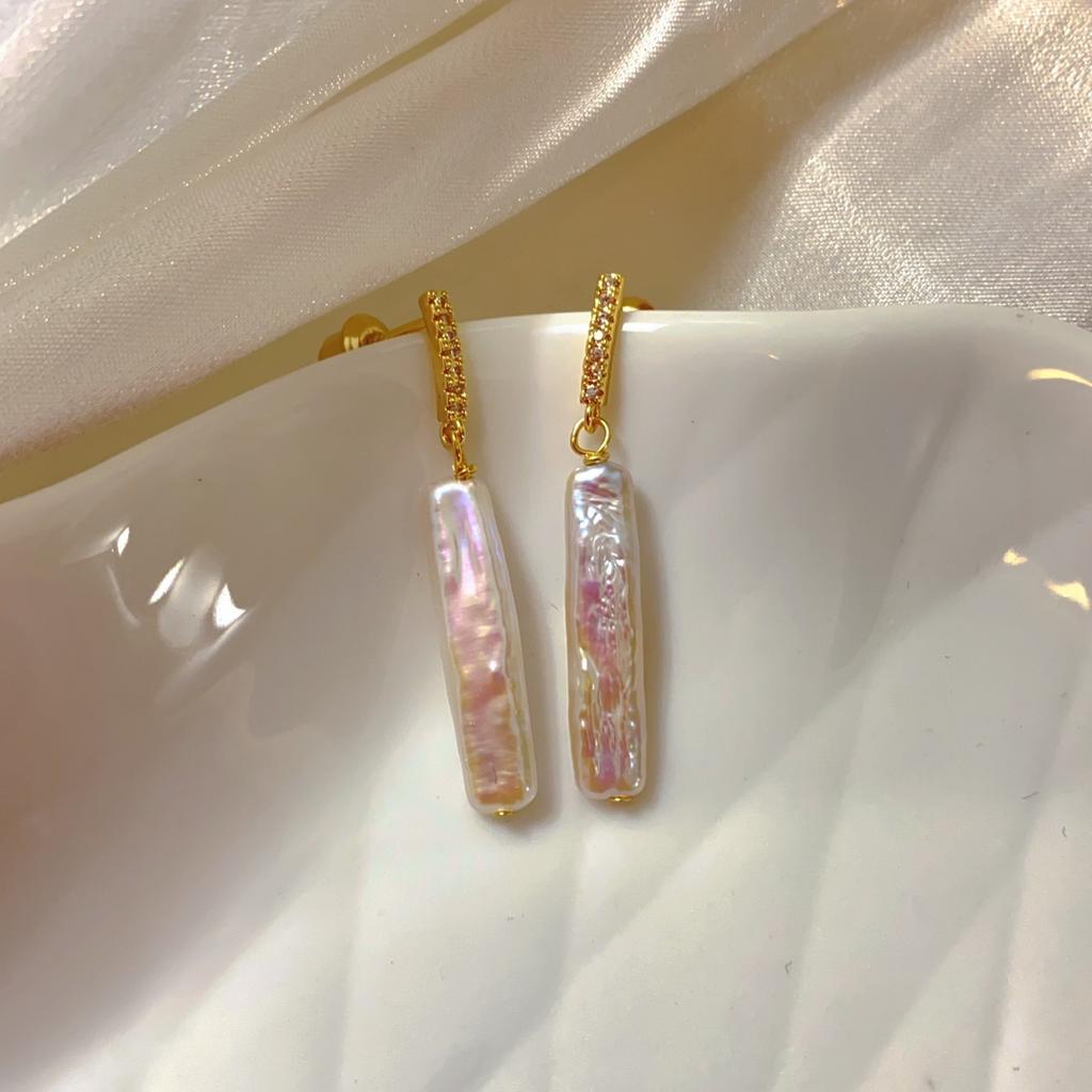 French retro natural silver bar baroque special-shaped pearl stud earrings female court style silver needle female temperament earrings light luxury