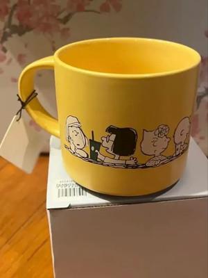 Starbucks Japan PEANUTS Collaboration 2025 Joe Kind Snoopy Stacking Mug Yellow