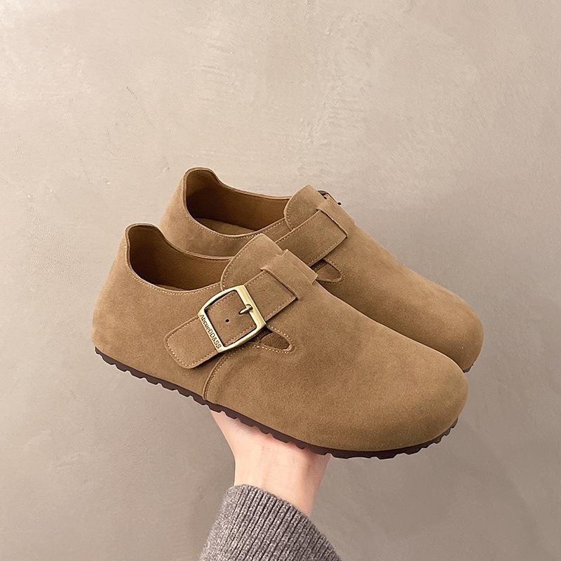 

Small people with thin soles and matte leather, children s new soft flat soles for the Spring Festival, and wear single shoes with one pedal outside. 35