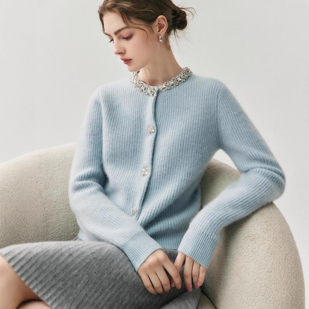 Stylish Rhinestone Cashmere Cardigan for Women - Lightweight, Warm, Skin-Friendly Knit Sweater for Autumn/Winter