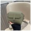 Retro bag women's 2026 autumn and winter new niche design fashion shoulder bag simple fashion messenger bag
