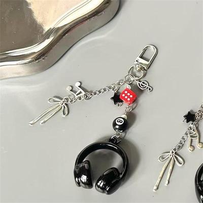 מחזיק מפתחות תליון בצורת אוזניות מוזיקה שרשרת טלפון קסם לתיק גב קשת אביזר אופנתי לתיק נשים תלייה אביזר לזוג מתנה