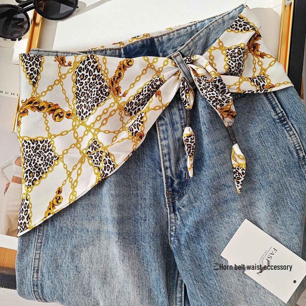 Retro Paisley Silk Scarf: Women's Spring/Summer Versatile Scarf & Waist Accessory