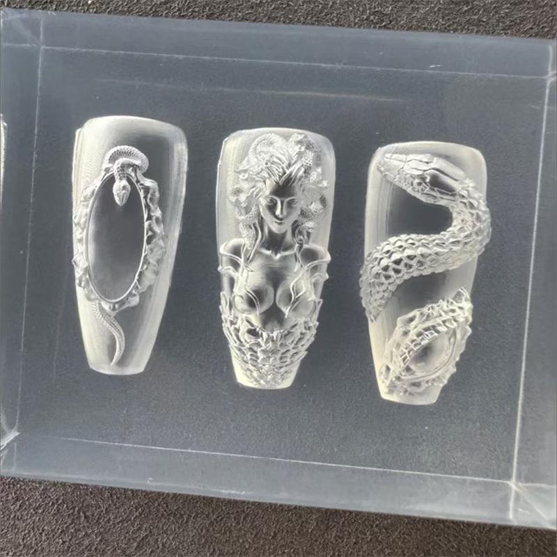1Pcs Silicone Nail Mold Beautiful Women Snake 3D Relief Nail Template Nail Art Decorations Nail Art Manicure Tool