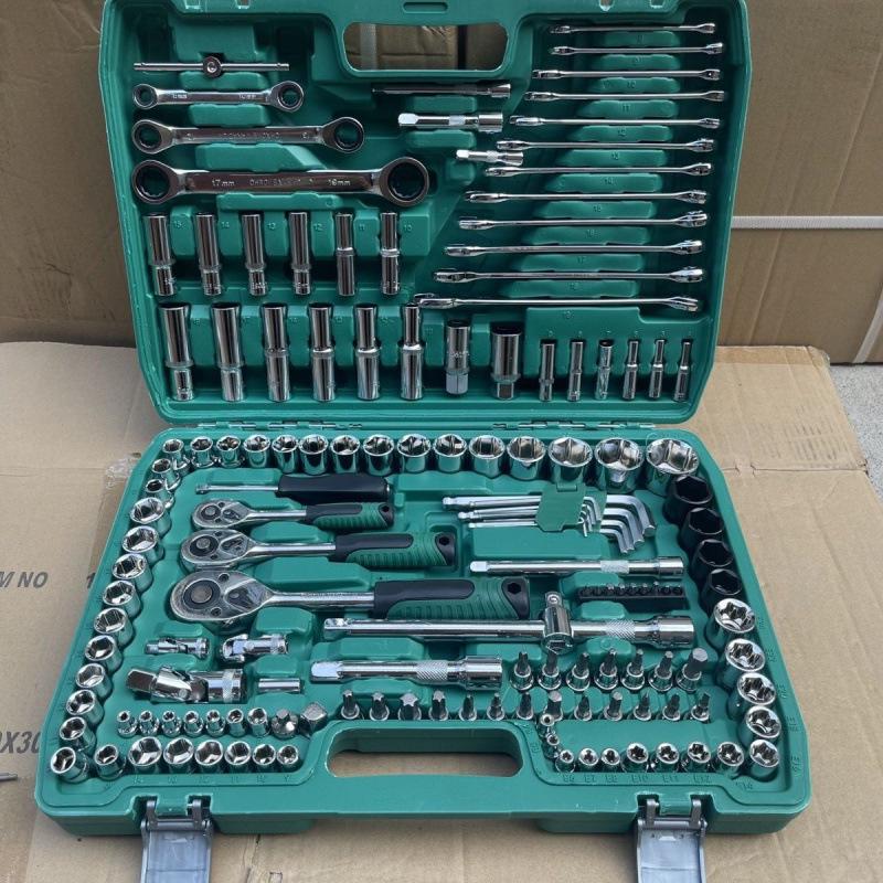 2-Piece Car Repair Socket & Wrench Tool Set