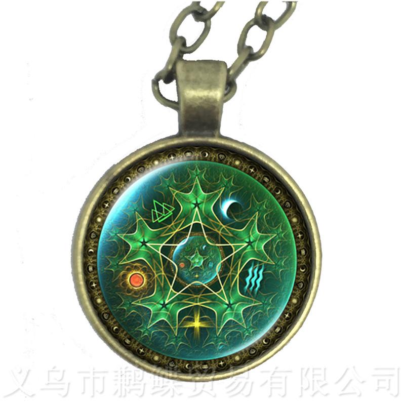 

Green Background Triple Moon Goddess Wicca Pentagram Magic Amulet Talisman Men Moon Necklace Tibetan Vintage Jewelry