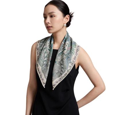 Accessoires – Schals & Tücher