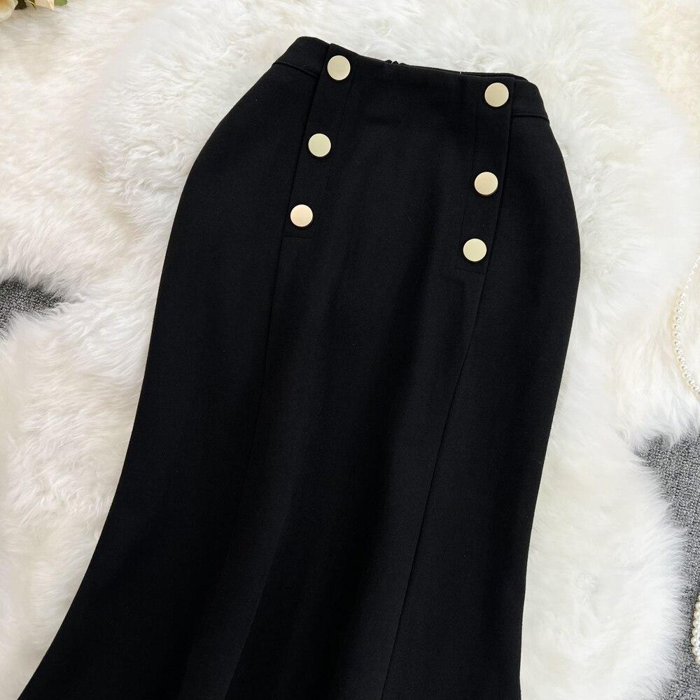 Autumn Retro Temperament Double-Breasted Hip Skirt Light Mature Wind In The Long Retro Fishtail Skirt