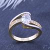 Modeschmuck, Zweifarbig galvanisierter Zirkon Verlobungsring in Gänseeiform.