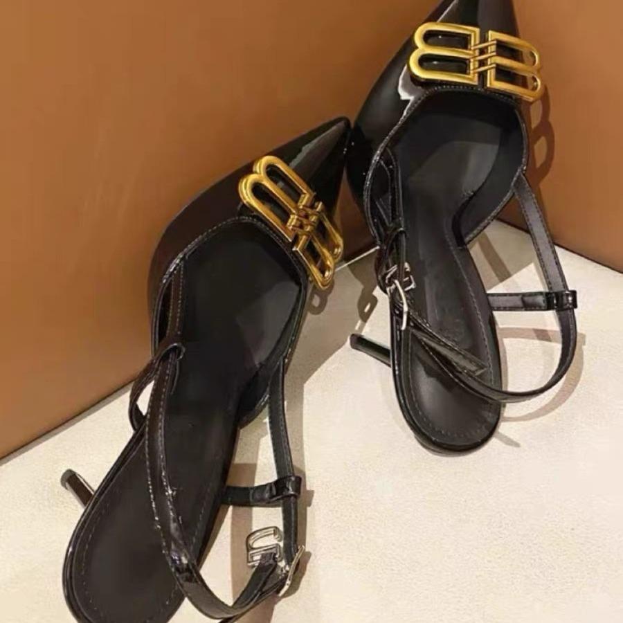 [Spot] Black High-heeled Shoes for Women 2025 New Metal Buckle Pointed Thin Heel French Temperament Single Shoes for Women