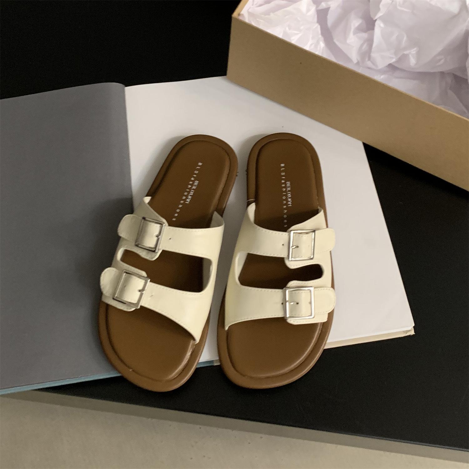 

Slippers female summer wear new retro fairy style casual soft flat bottom beach seaside sandals 35