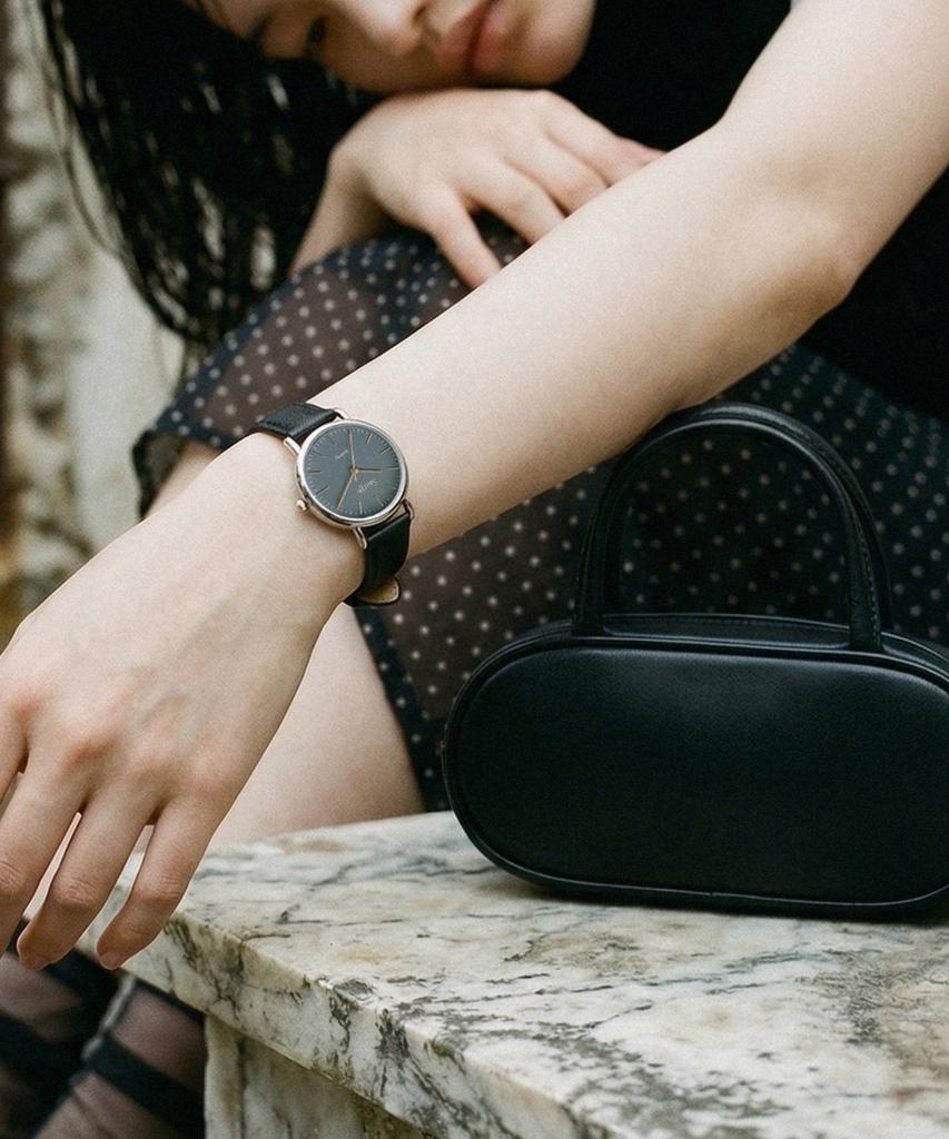Sialeugo Sg-002-Sb Caper Collection Women'S Leather Wristwatch