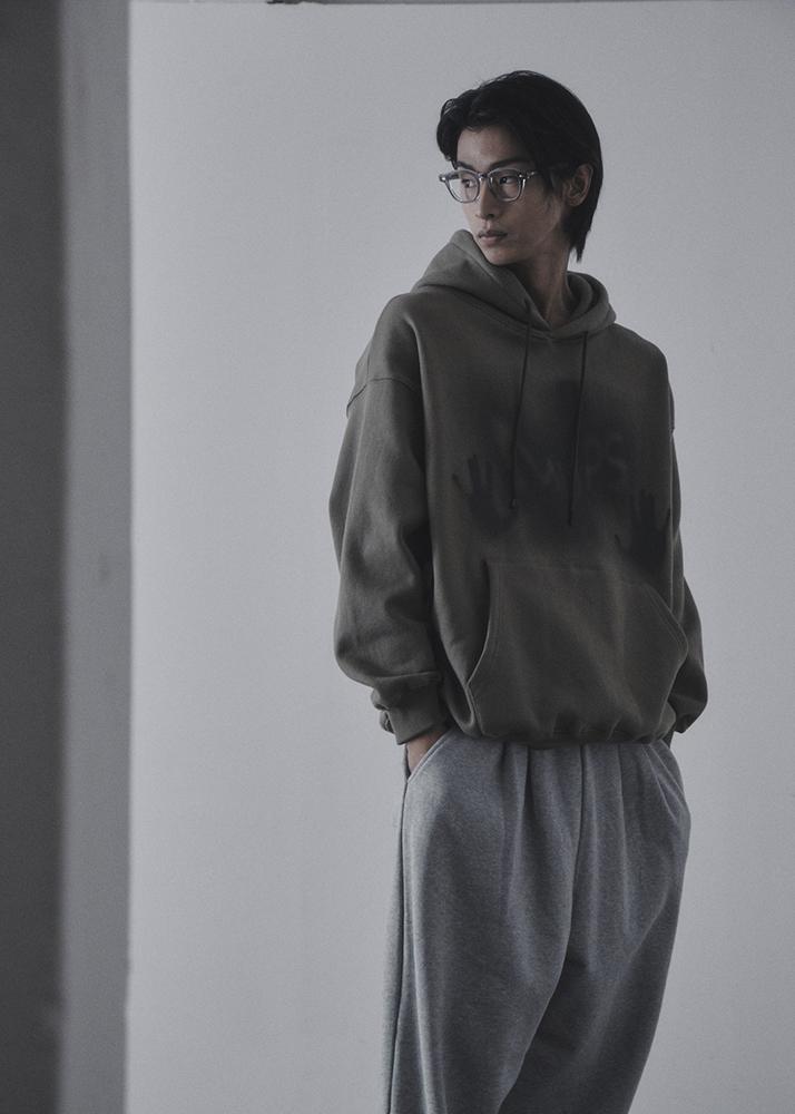 Mups Hand Printing Hoodie [Khaki]