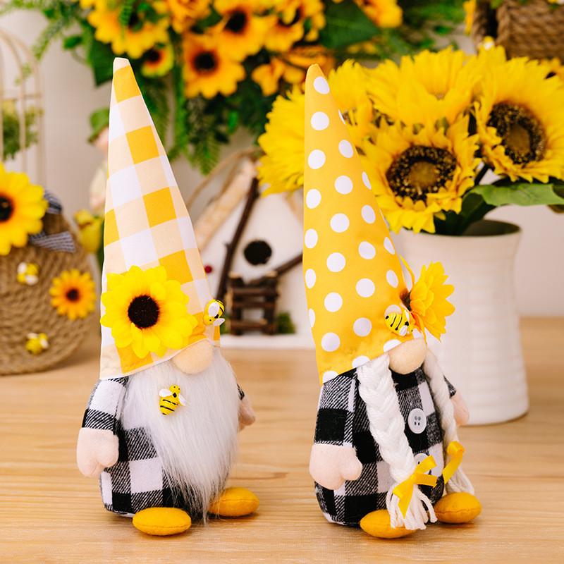 Plush Bee Lively No Face Elder Gnome Doll Decorative Plush Toy For Cheerful Ambiance