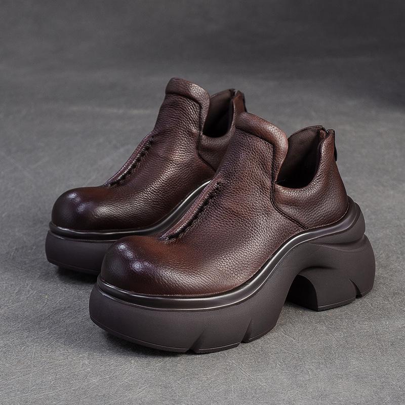 Jie Zhou Autumn/Winter 2025 Women's Retro Cowhide Short Boots - Solid Color, Back Zipper, Casual & Versatile.
