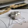 Серебряное кольцо с натуральным жемчугом барочным, вес изделия 6,75 гр (2185161)