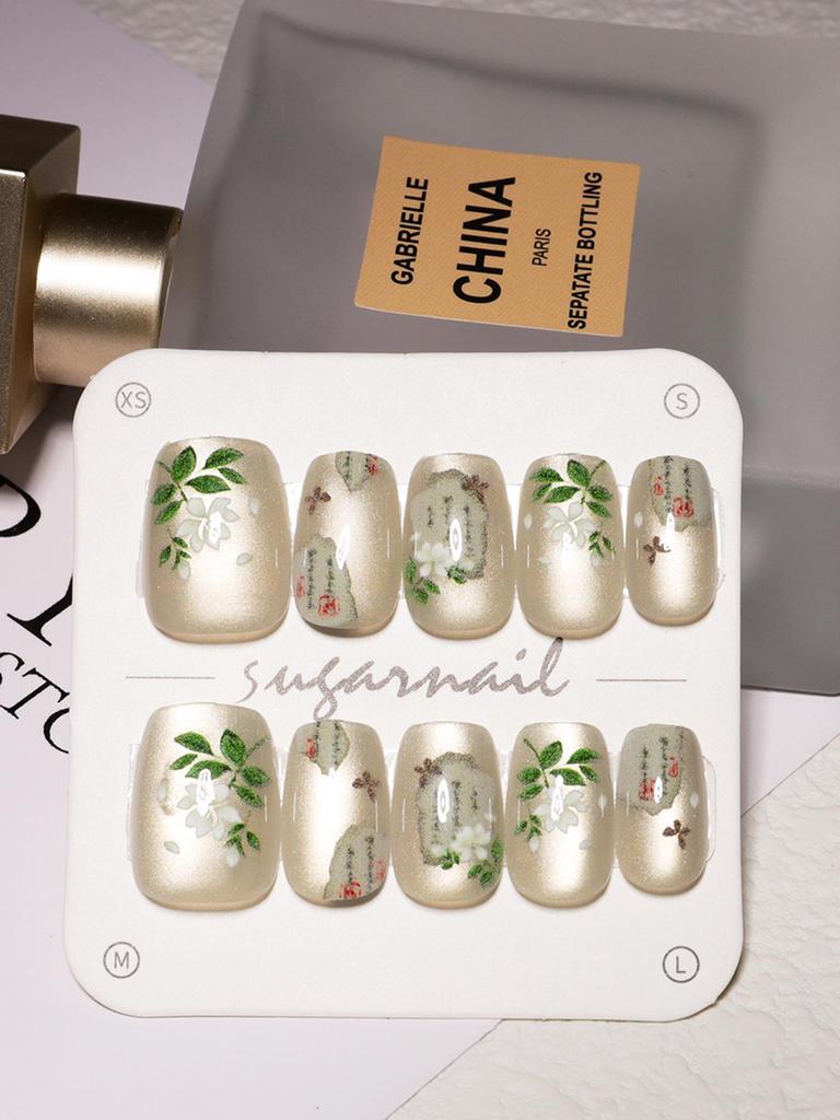 Butterfly & Cat Eye Wearable Nail Kit - Cute Short Manicure Pieces
