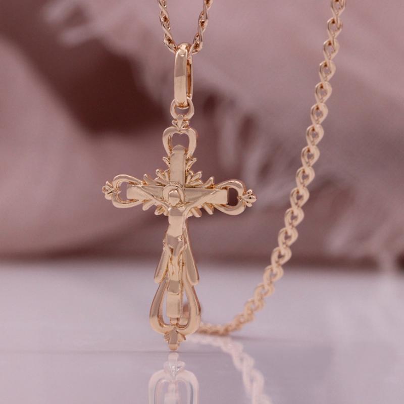 Rose Gold Color Cross Pendant Necklace Women's Elegant Color-preserving Clavicle Chain Personalized Pendant Necklace Jewelry
