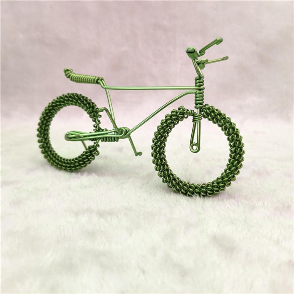 

Многоцветная форма Ручная работа Модель велосипеда Алюминиевая проволока Ретро модель велосипеда Игрушка Подарок на день рождения Green